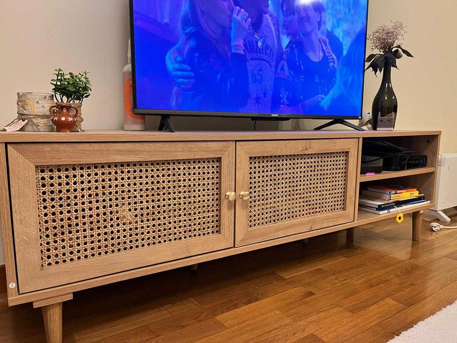 Móvel de TV c/ portas JOM