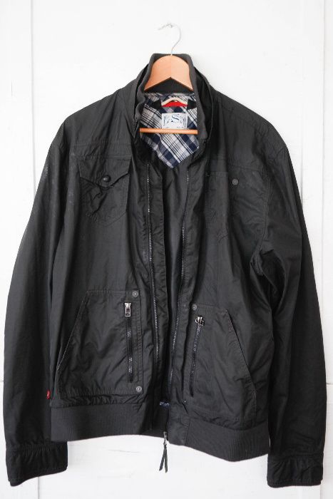 Levis levi's куртка, качественная ветровка L