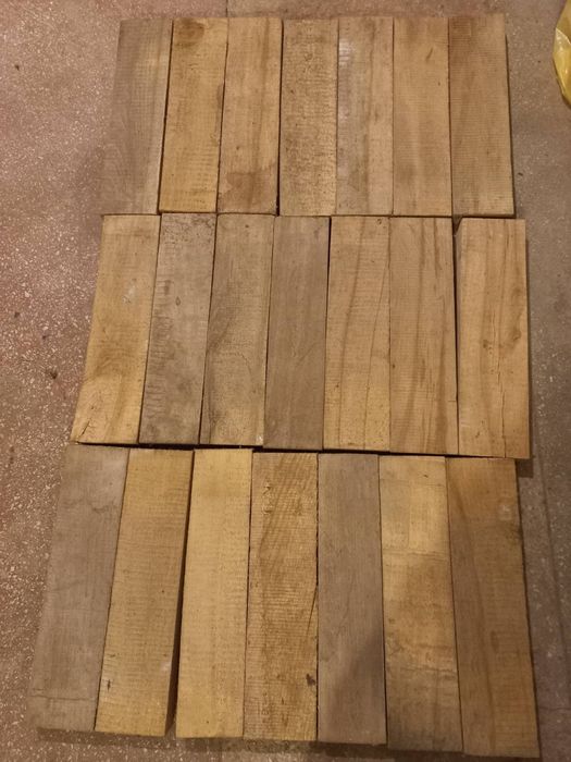 Будка і кіоск металеві