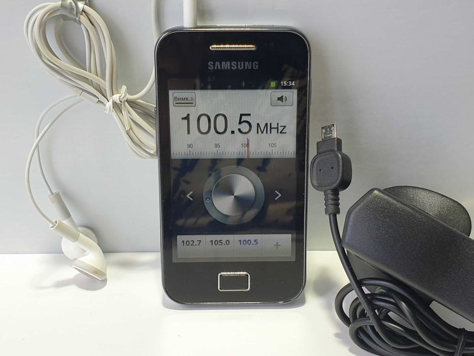 телефон Samsung Galaxy Ace S5830 + зарядне навушники
