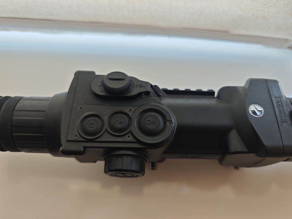 Продам тепловизионый прицел Pulsar Apex xd 75