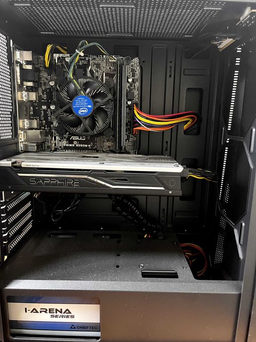 Mac OS Ventura + Windows 10: i5 7400 + 16 GB + RX 570 4GB