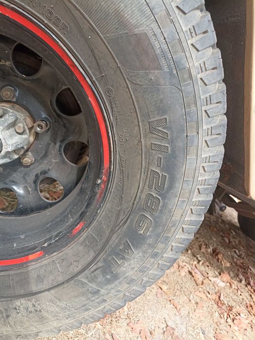 4 Jantes Off-Road 15” Deep Dish + 4 Pneus MT 31x10.50 R15