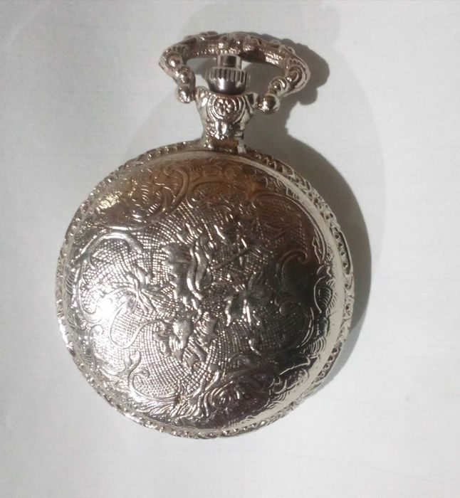 Карманные часы ретро