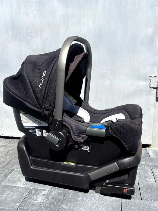 Автокрісло Nuna Pipa з базою Isofix