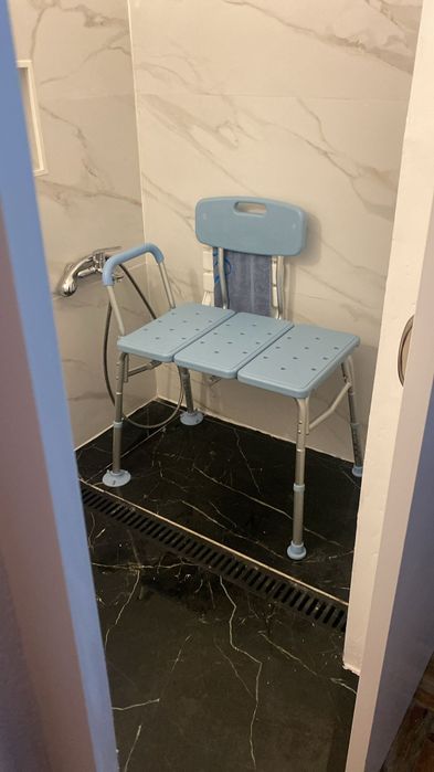 Banco novo de banho