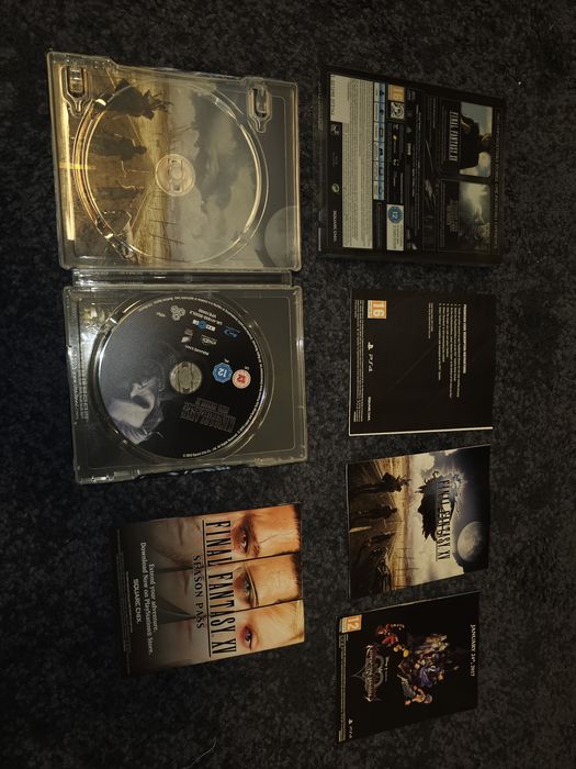 PS4 Slim 1TB Final Fantasy XV Luna Edition + Comando + Jogos
