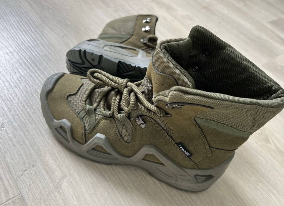 Продам берці військові