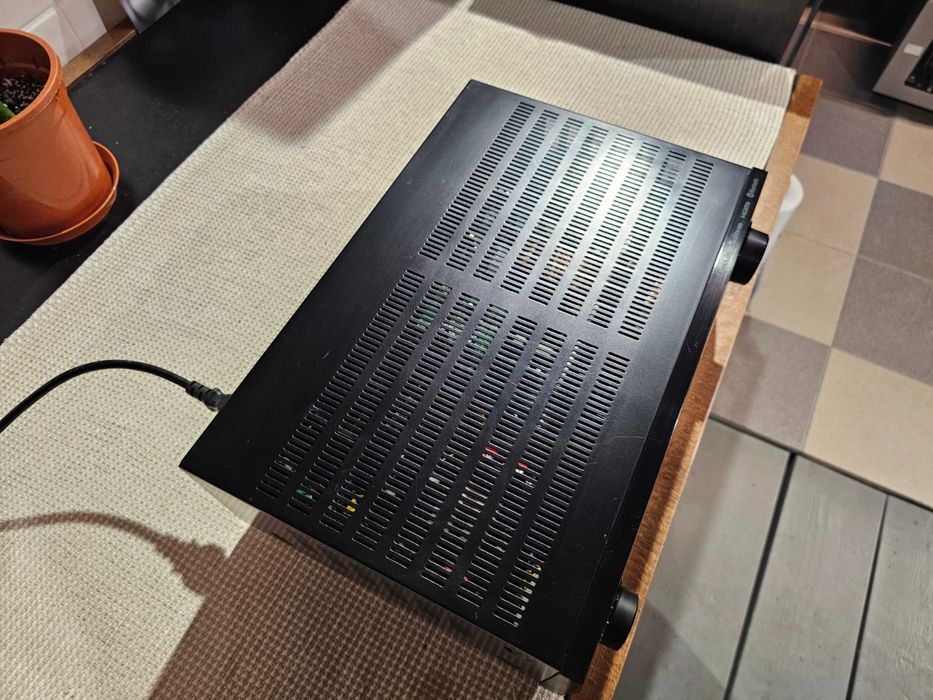 Ресивер Denon AVR-X520BT Bluetooth / 4K/UltraHD / USB