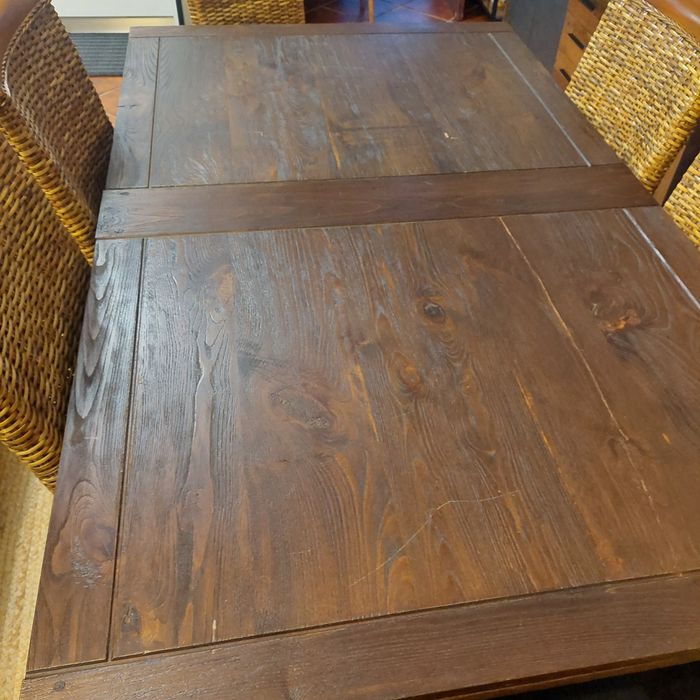 Mesa em madeira de carvalho