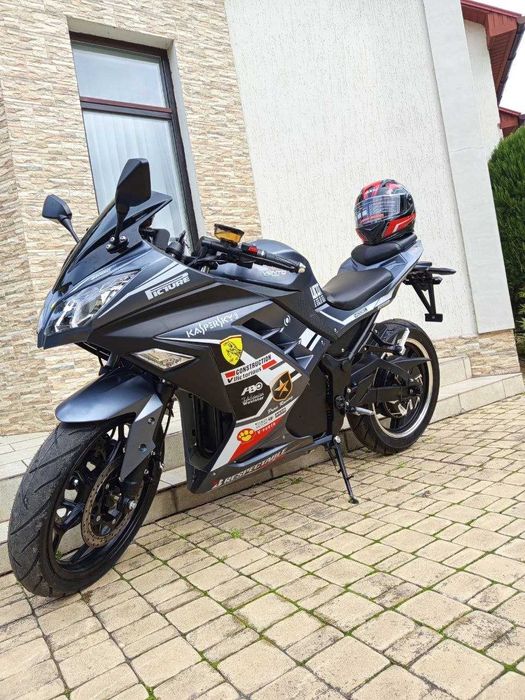 Электромотоцикл Ninja Электробайк 2950W, шлем в подарок, Зеленый