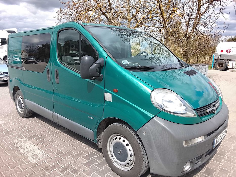 Opel Vivaro 1.9DTI 2002r.