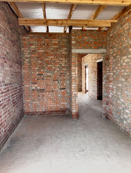 Кутовий котедж з ділянкою, продаж від забудовника. 14кВт світла