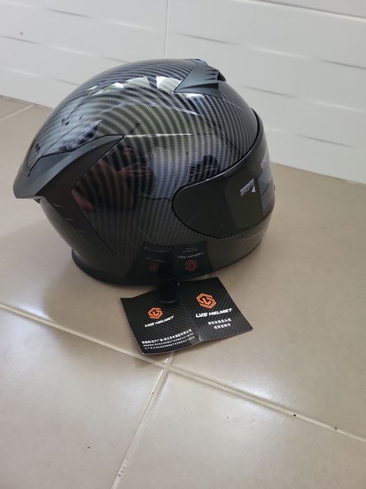 CapaCapacete LVS HF-702DV com Viseira Solar e Acabamento Carbono