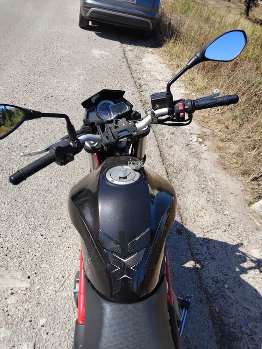 Benelli Bn302 Vermelha e Preta