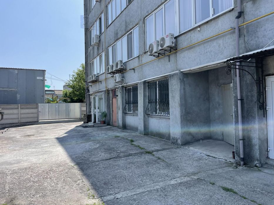 Продам приміщення під виробництво, швейку або інше. 1 поверх