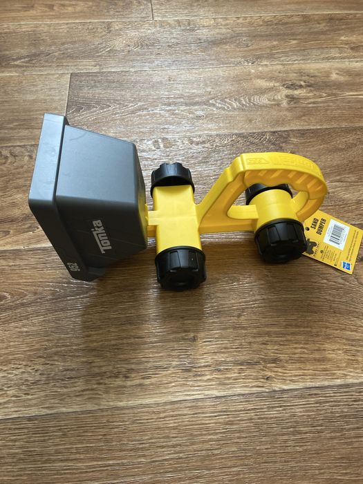 TONKA 952 самоскид