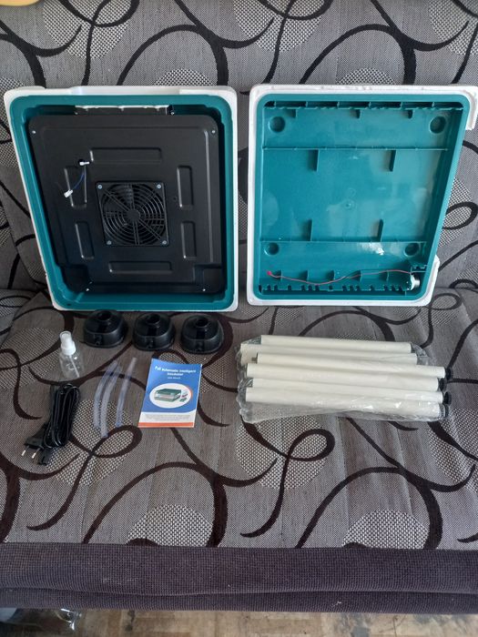 Inkubator automatyczny nowy na 40 jaj