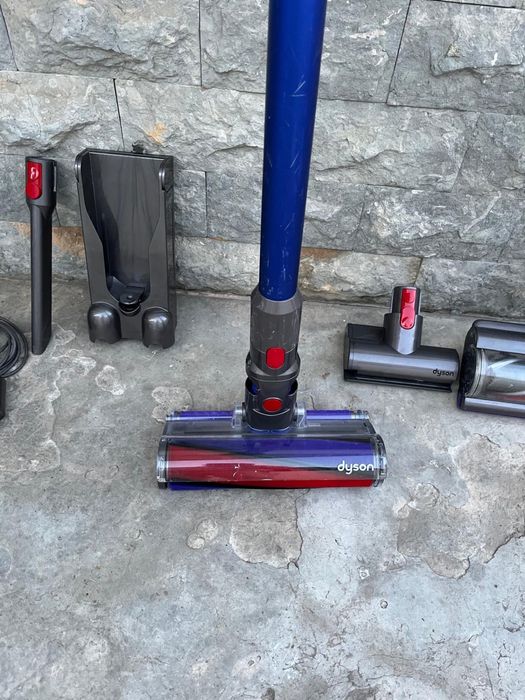 Dyson V11 Absolute