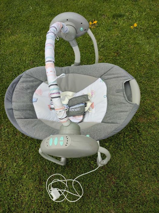Bujaczek leżaczek huśtawka lionelo z melodiami