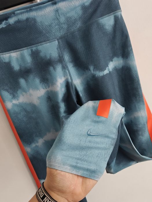 Nike legginsy sportowe damskie logowane M
