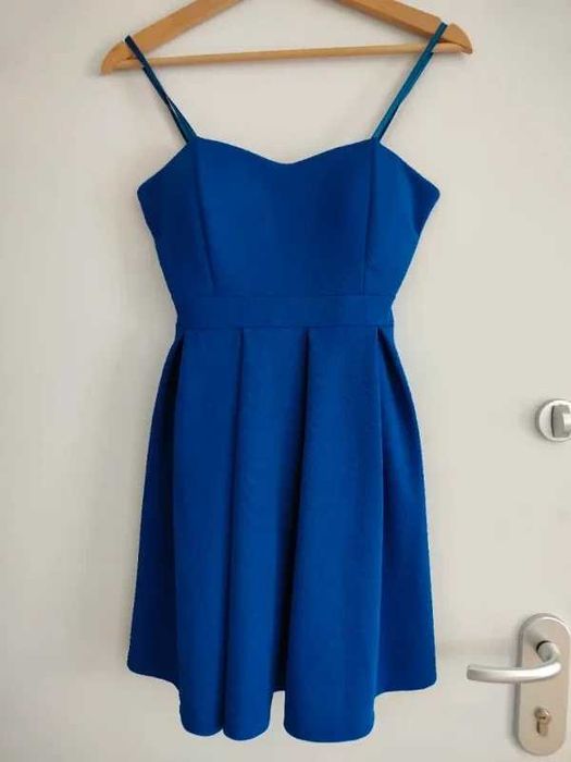 Vestido Curto Azul Elétrico – Estilo Skater / Ajustado (Tam. S)
