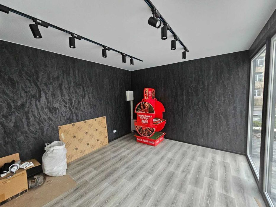 Оренда приміщення під магазин, офіс, салон, вул. Бр. Бойчуків