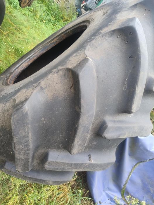 Opona Goodyear 620 75 R30