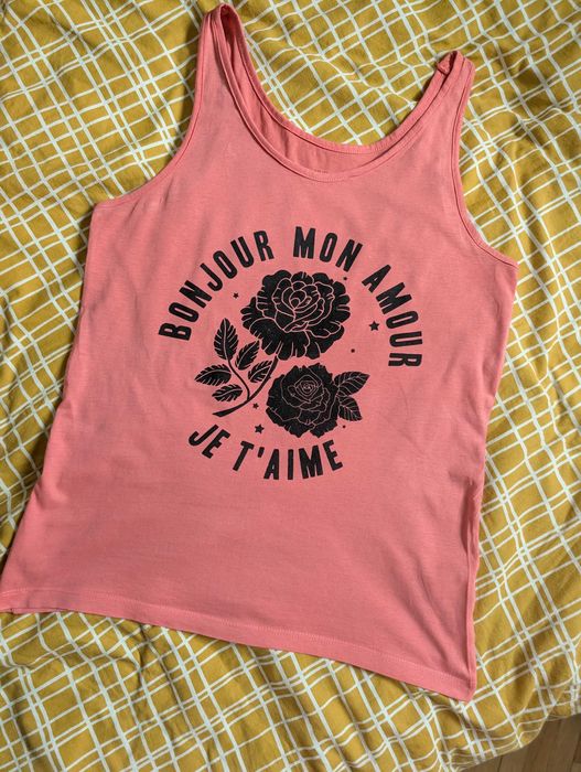 Różowa podkoszulka Primark bonjour mon amour