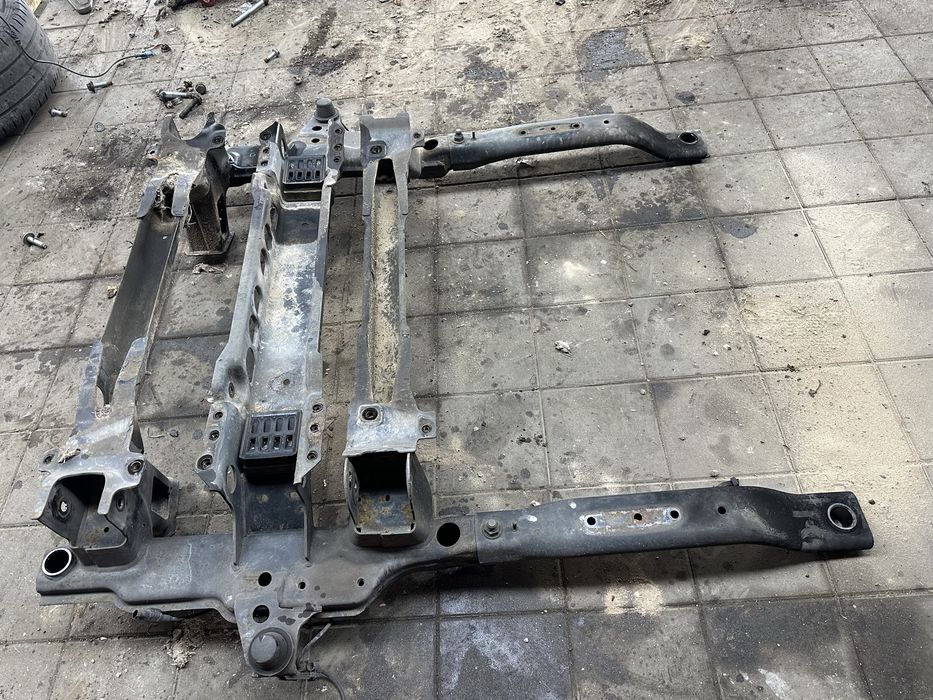 Подрамник передний, балка Mercedes Sprinter 906, Volkswagen Crafter