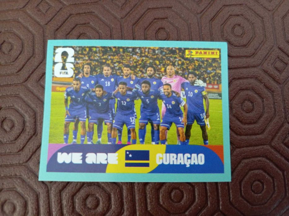 Figurinha Doku Bronze 2026 e outras figurinhas