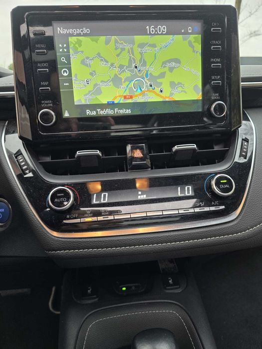 TOYOTA COROLA Luxury Black (Excelente Estado)