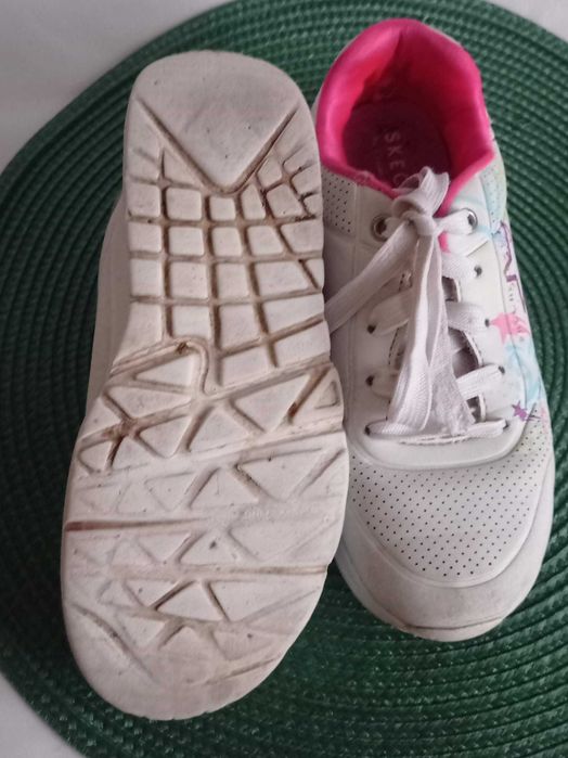 Кросівки Sketchers білі з сердечками 30 р.