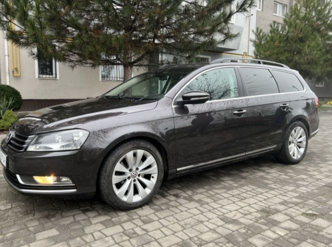 Продам Passat B7 2.0 TDI 2011 Универсал