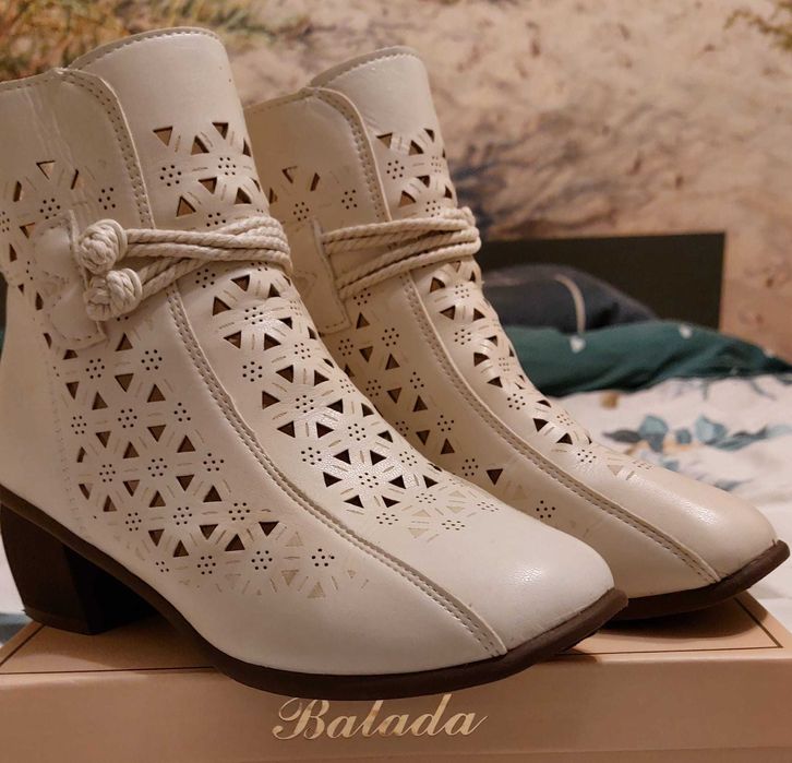 półkozaki wiosenno- jesienne rozmiar 39