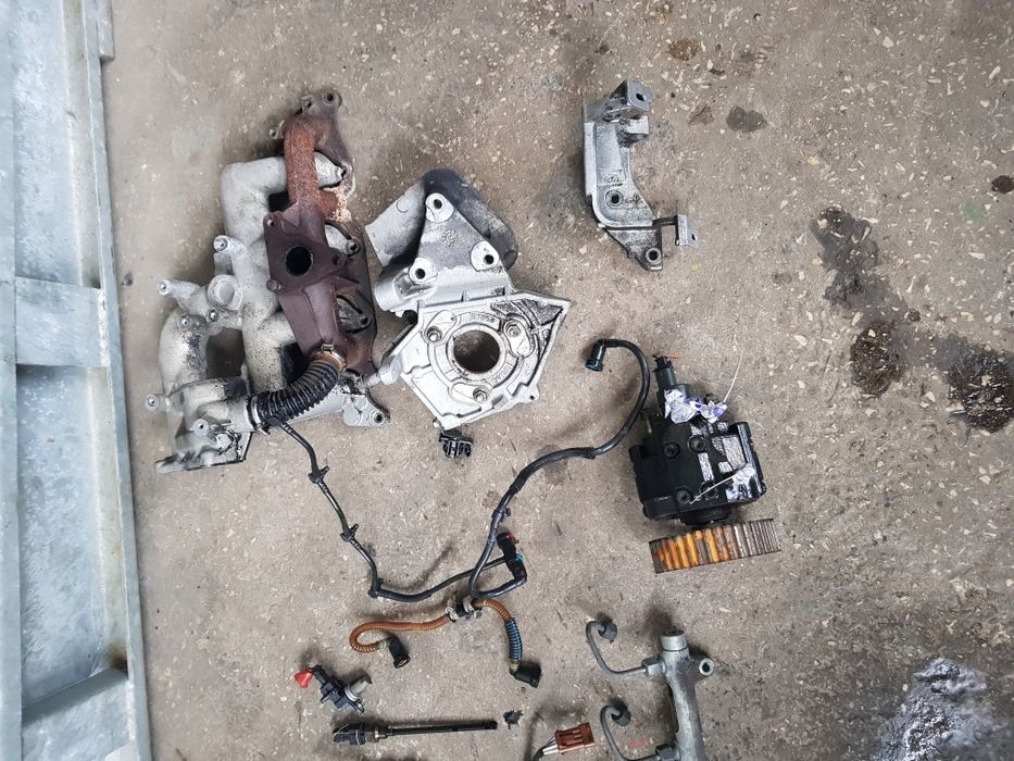 Форсунки,тнвд,дачик Renault Laguna 2 1.9dci.Вакумний насос. Гбц