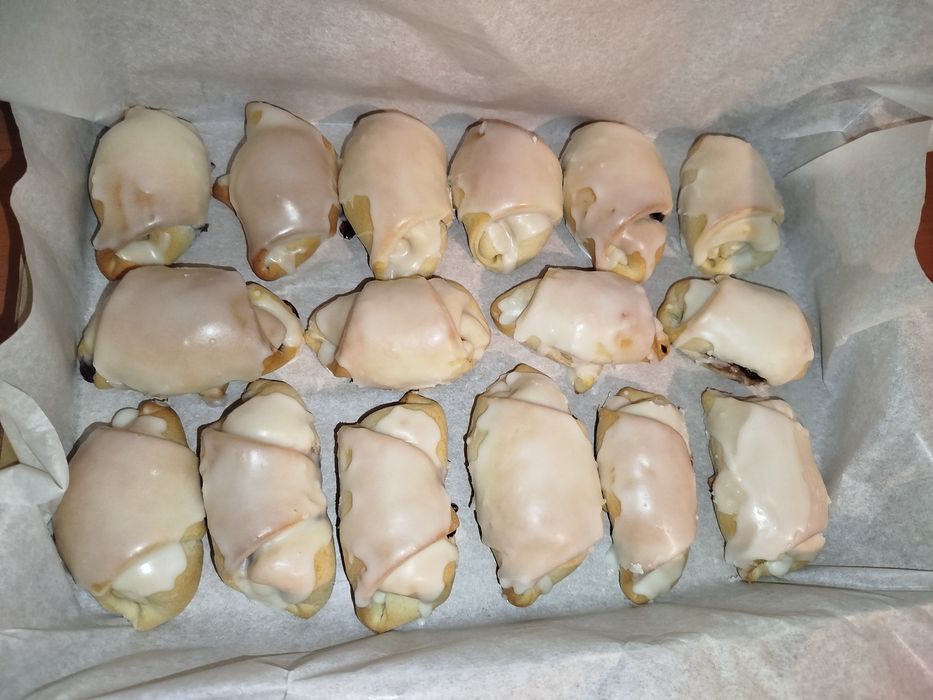 Rogaliki drożdżowe półkruche