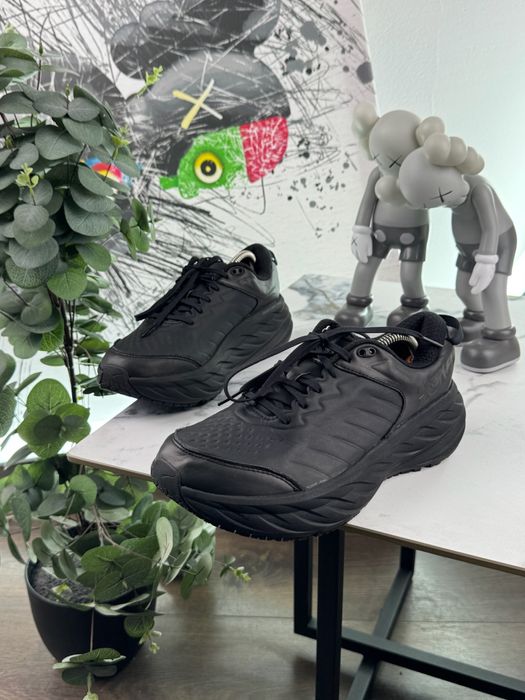 Кросівки Hoka Bondi SR 41 розмір Е11300