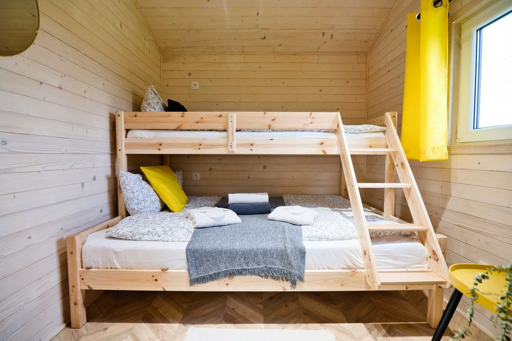 Energylandia Domek na wynajem w Zatorze - sauna, jacuzzi, basen, boiska, place zabaw, rowery