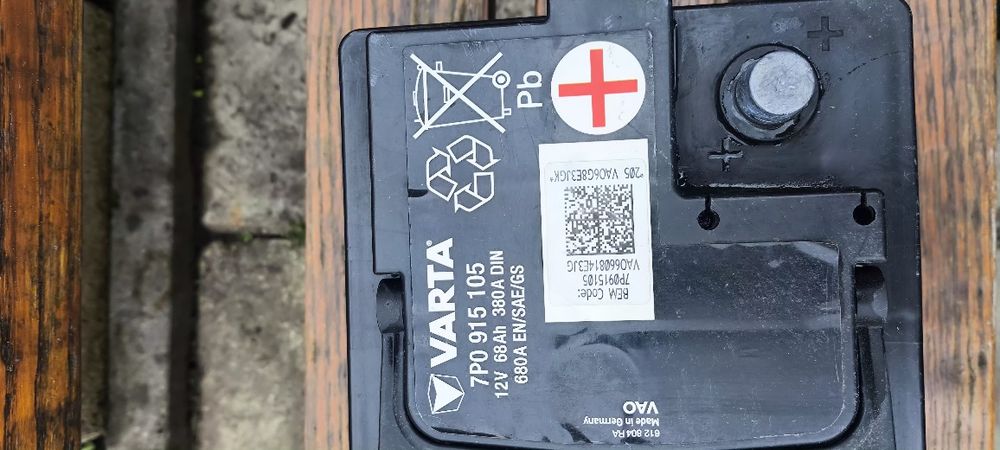 Akumulator VARTA AGM 68A