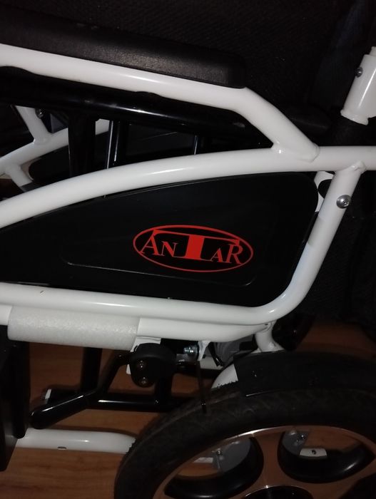 Wózek inwalidzki elektryczny