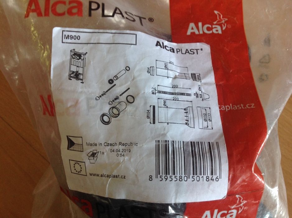 система слива и наполнения с креплением для подвесного унитаза