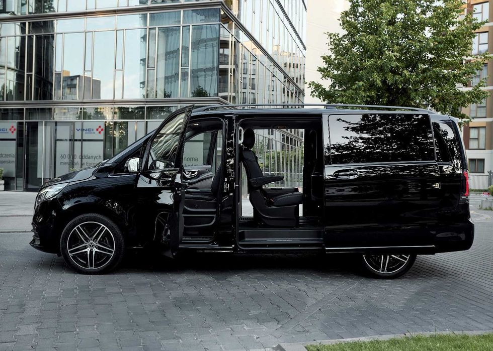 Індивідуальний трансфер Хелм – Варшава / по всій Польщі та Європі