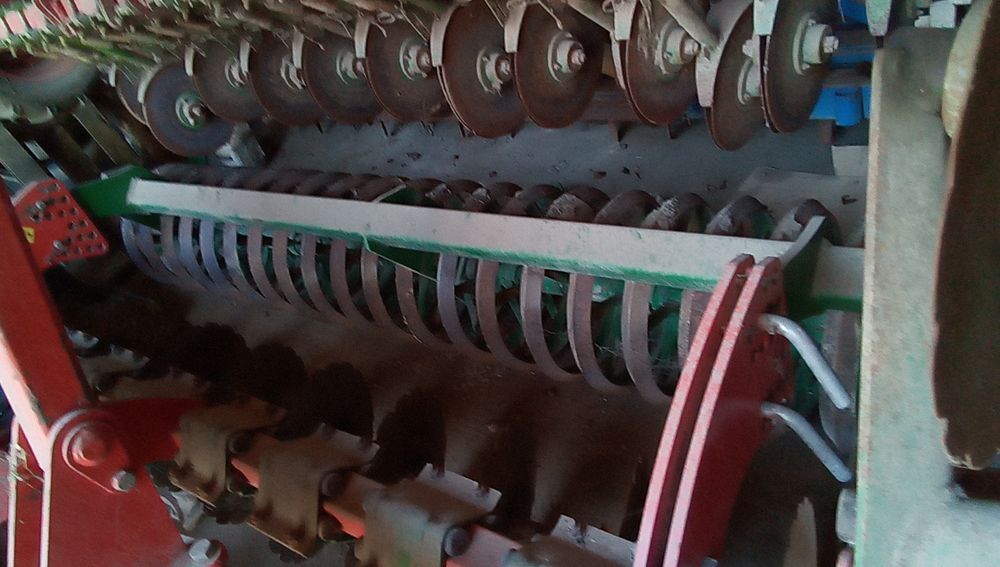 Agregat uprawowo siewny unia ares  siewnik talerzowy poznaniak 3m