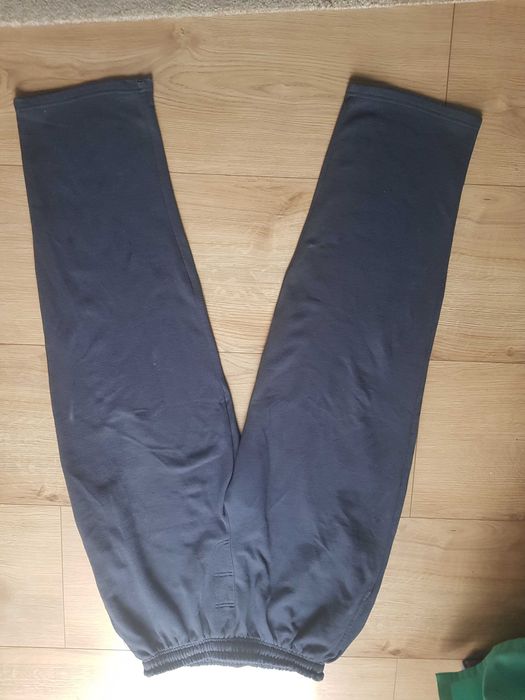 LEISUREWEAR spodnie  granatowe dresowe L