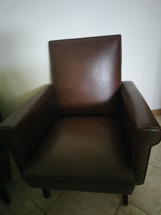 Sofás vintage em pele