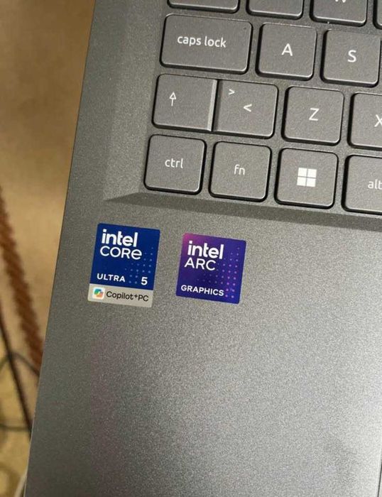 Acer Aspire 14 AI (Novo e com carregador)