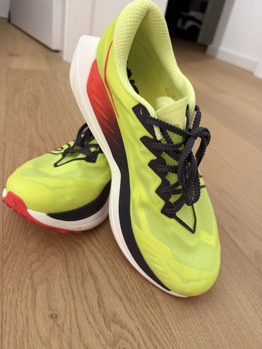 Nowe Buty do biegania HOKA ROCKET X