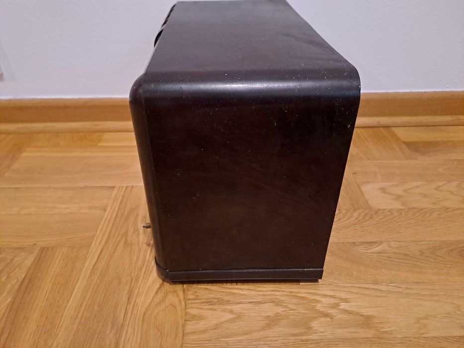 Radio PIONIER 48 nr. seryjny 003777 z 1948 roku