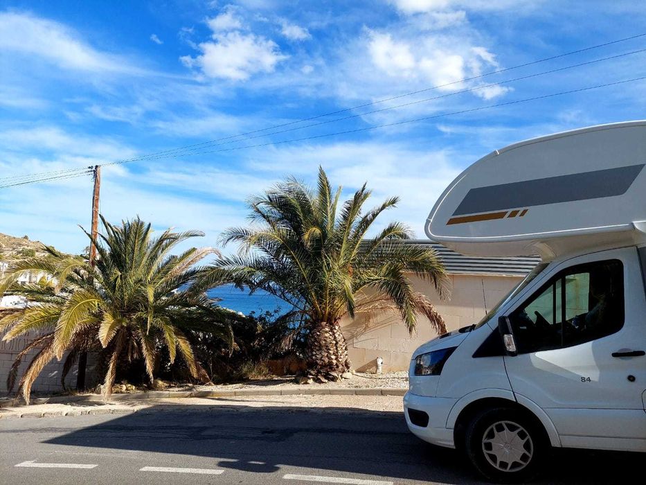 Wynajem kampera 5 osób alkowa Wypożyczalnia wynajmę kamper roller